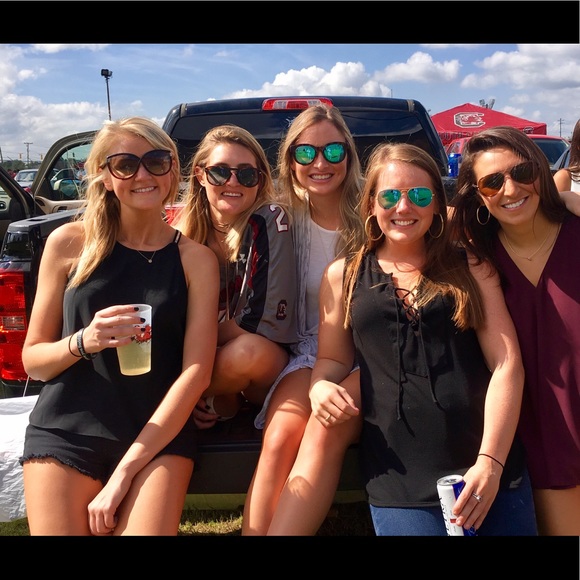 Meet your Posher, Rachel - Picture 1 of 1